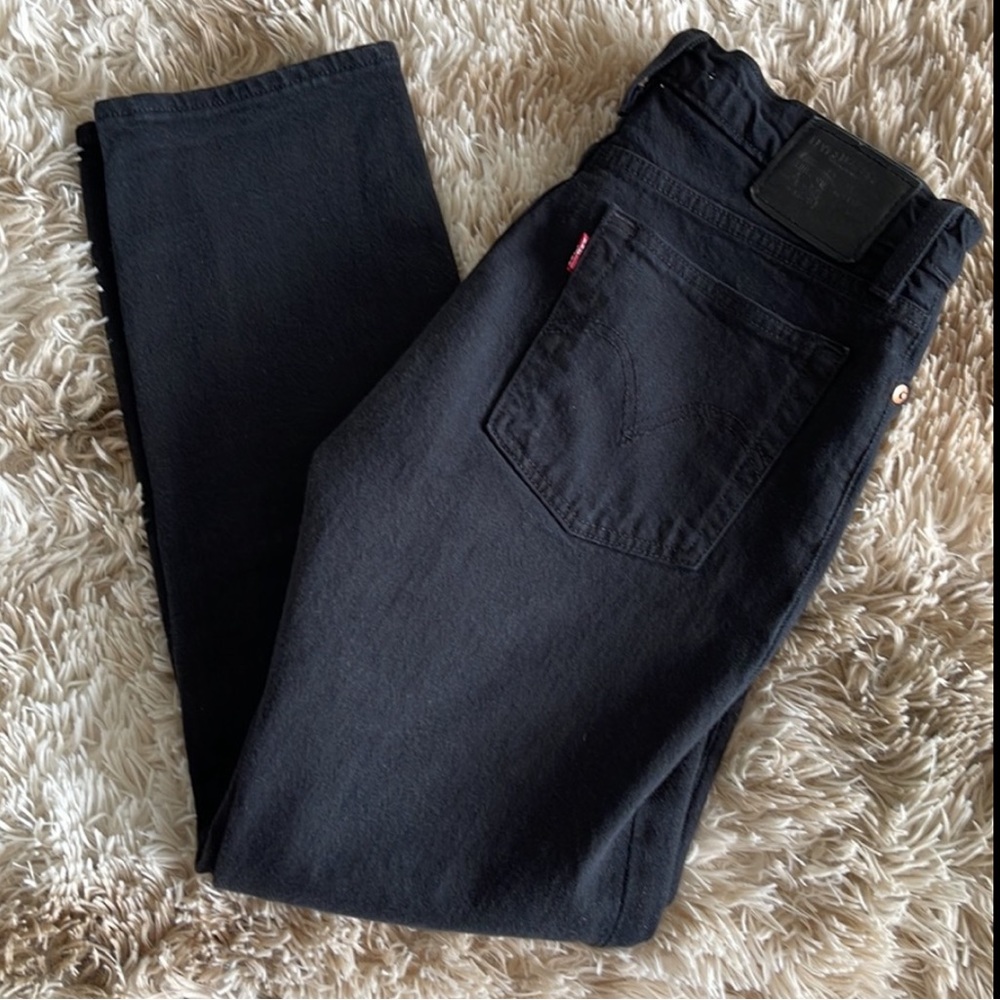 Levi’s Wedgie Jeans